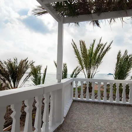 Palmhouses Apartment Afiartis